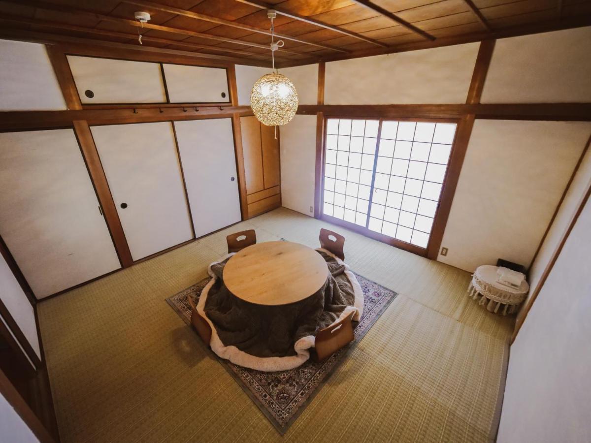 古民家ゲストハウス Chachacha Awaji Exterior photo